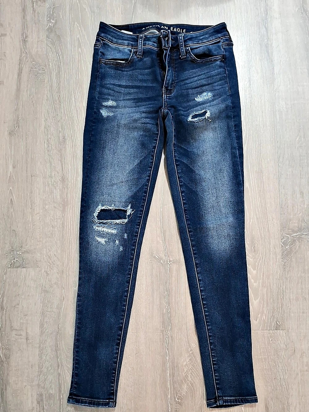 Women's American Eagle Super Stretch Distressed Skinny Jeans Blue Size 2